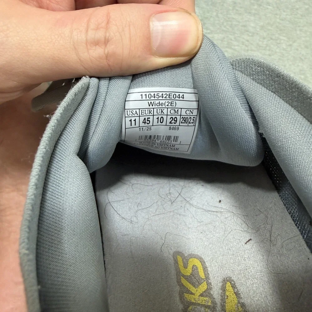 Brooks men adrenaline